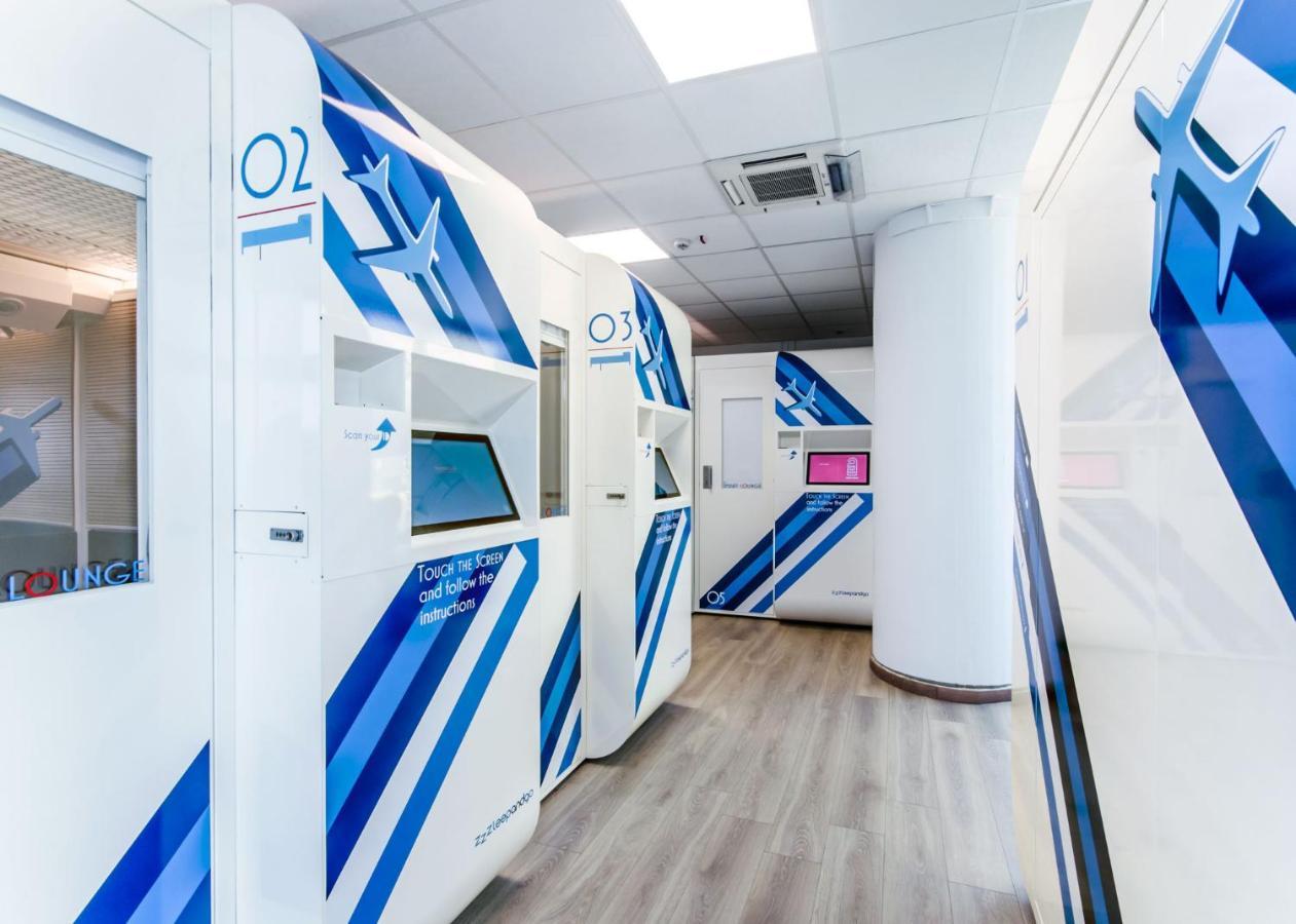 Отель Resting Pods - Zzzleepandgotrn Torino Airport Казелле-Торинезе Экстерьер фото